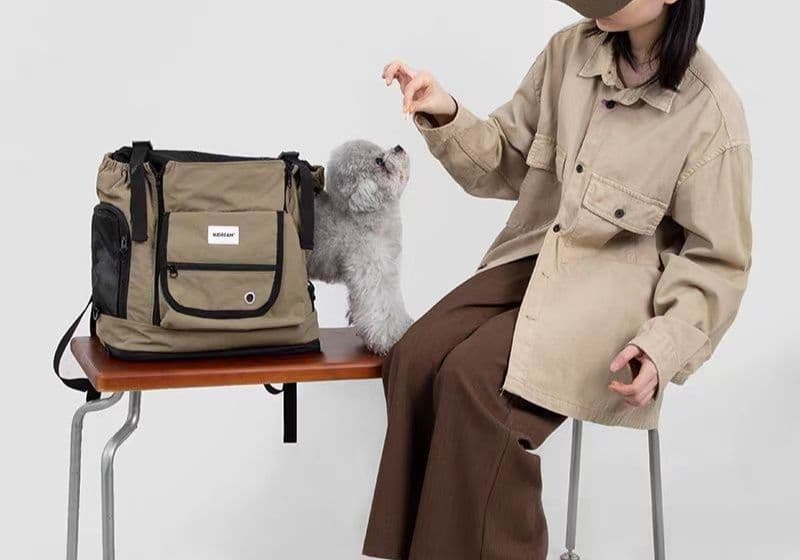 犬キャリーバッグ 小型犬用前抱き胸掛け式ペットキャリーバッグ