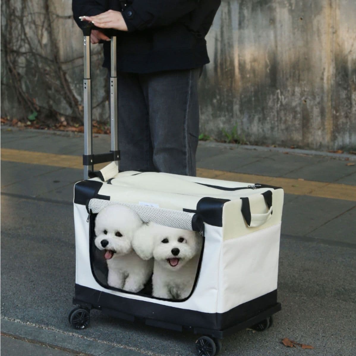犬キャリーバッグ 折りたたみ式キャスター付き通気性抜群ペット移動用バッグ