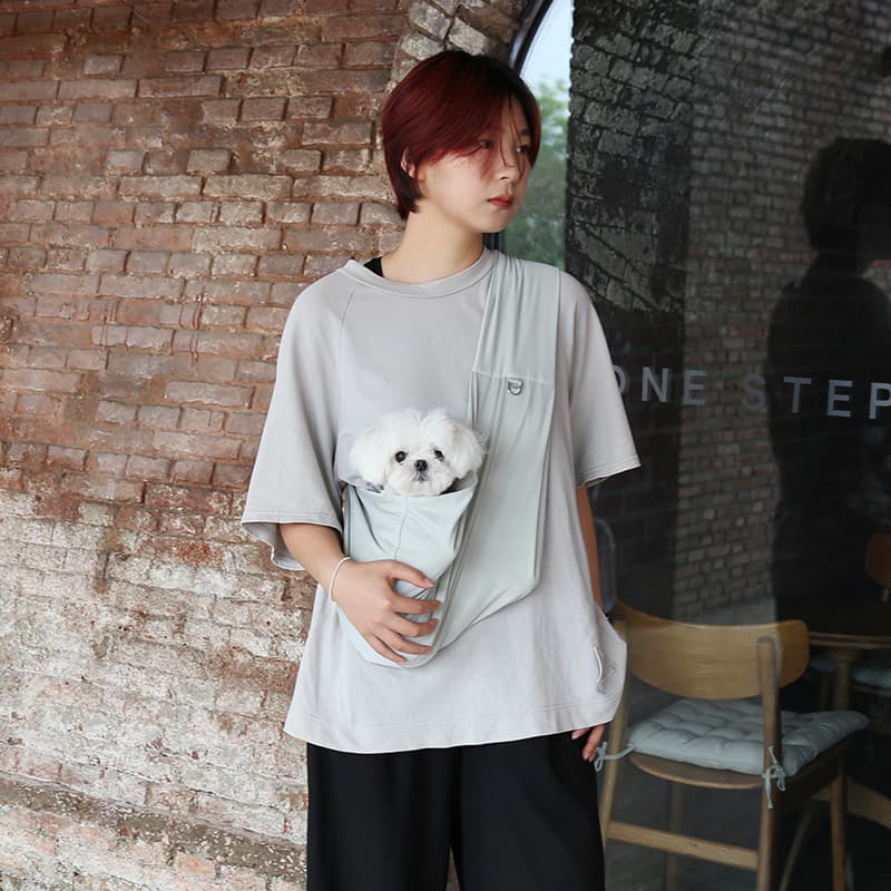 犬キャリーバッグ 小型犬用抱っこ紐スリングバッグ軽量タイプ