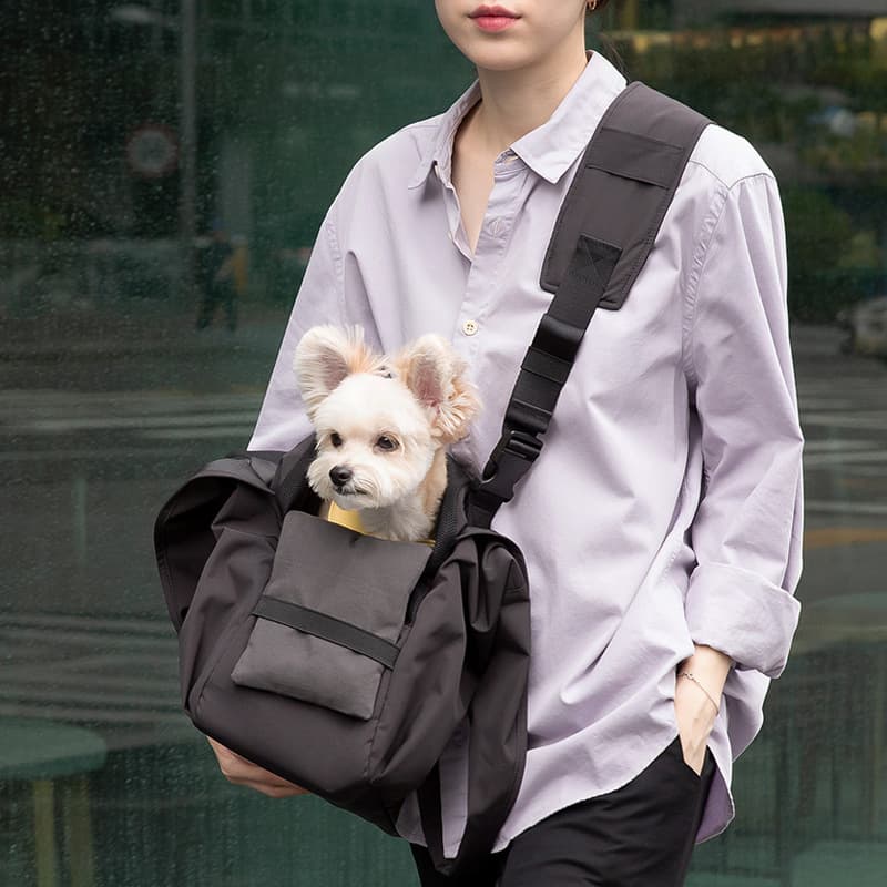 犬キャリーバッグ トートバッグ型犬用斜め掛けキャリー